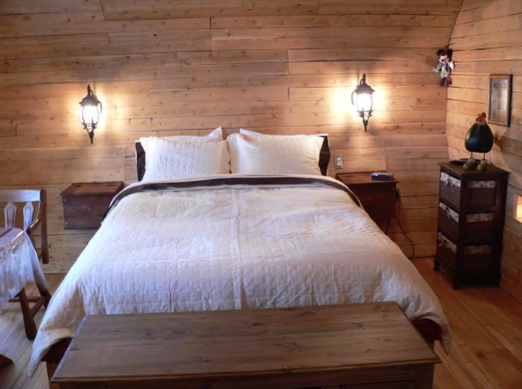 Bed and Breakfast L'Oasis Du Pirate Lévis Esterno foto