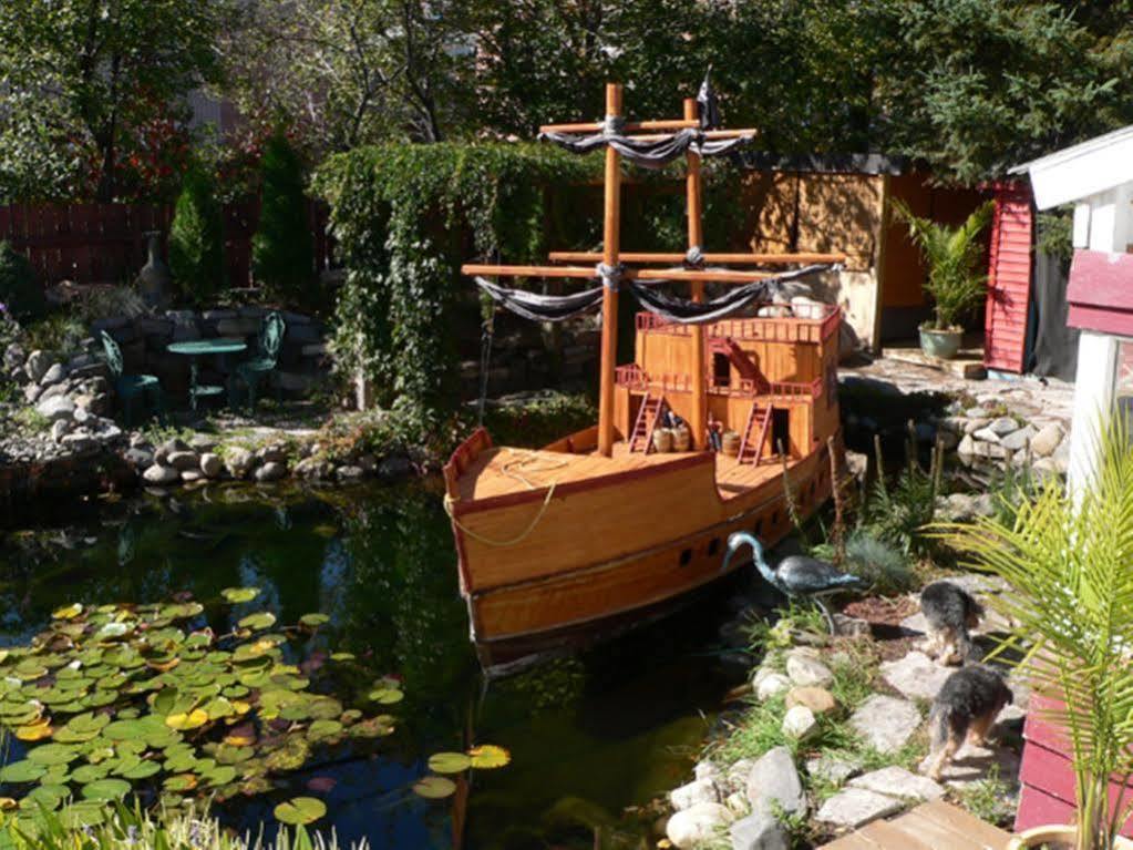 Bed and Breakfast L'Oasis Du Pirate Lévis Esterno foto